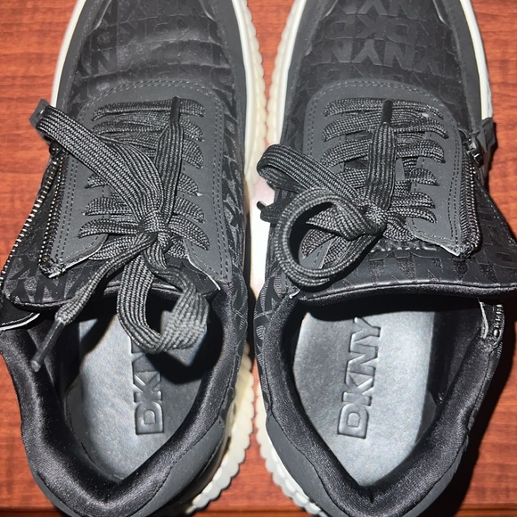 DKNY shoes - Picture 5 of 8